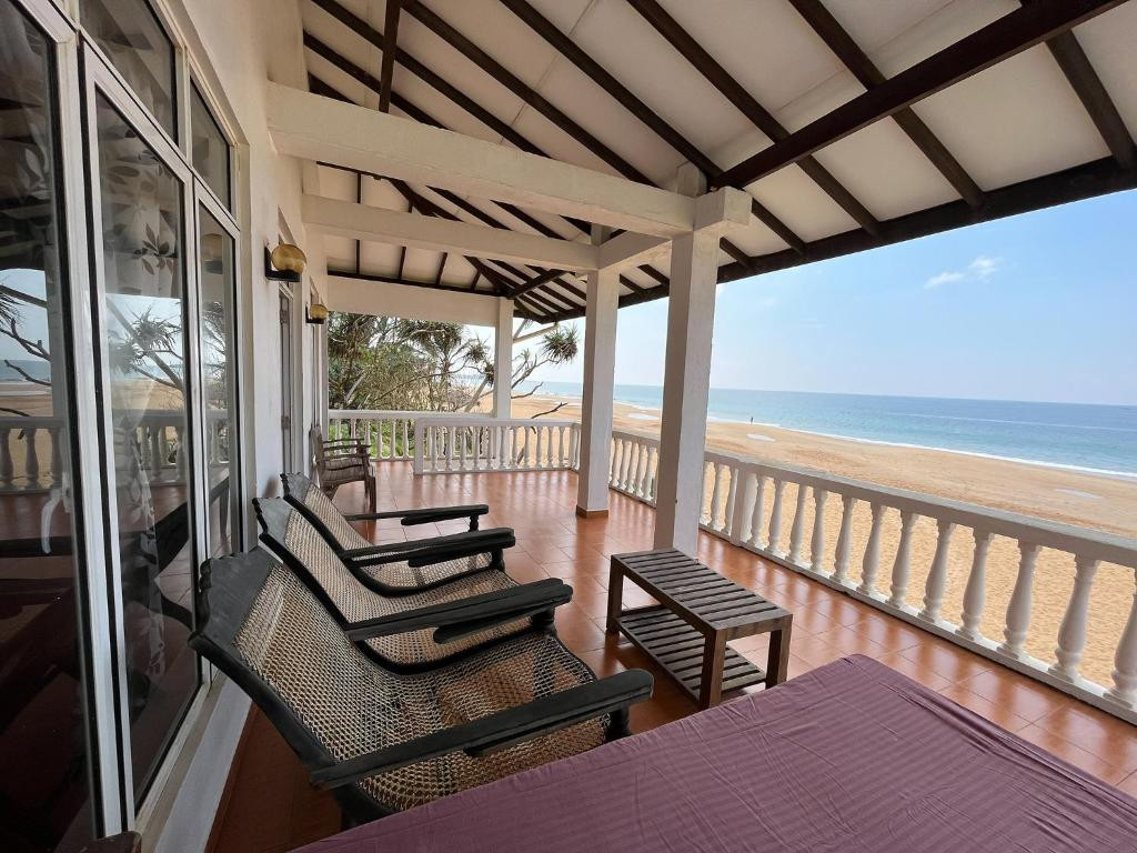 PEARL ISLAND BEACH HOTEL — фото 7
