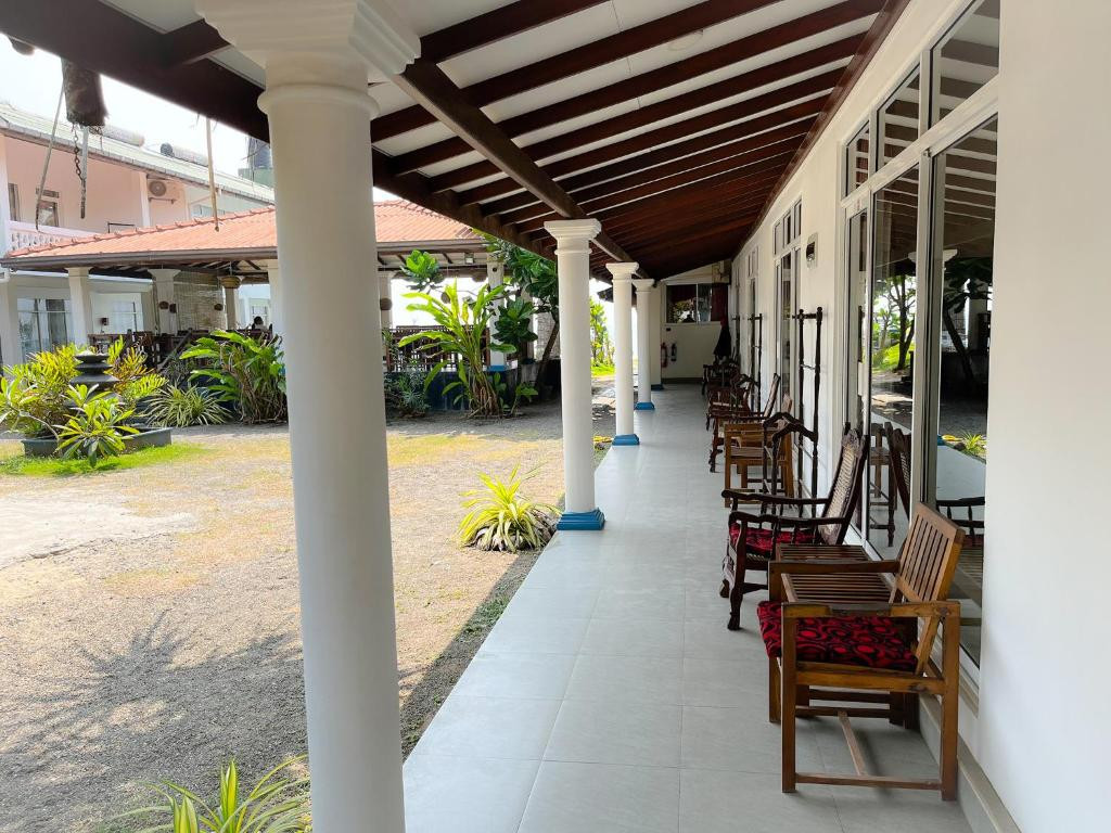 PEARL ISLAND BEACH HOTEL — фото 15