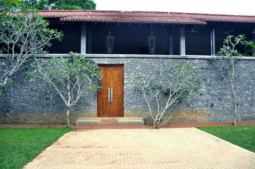 ROMAN LAKE BALAPITIYA — фото 16