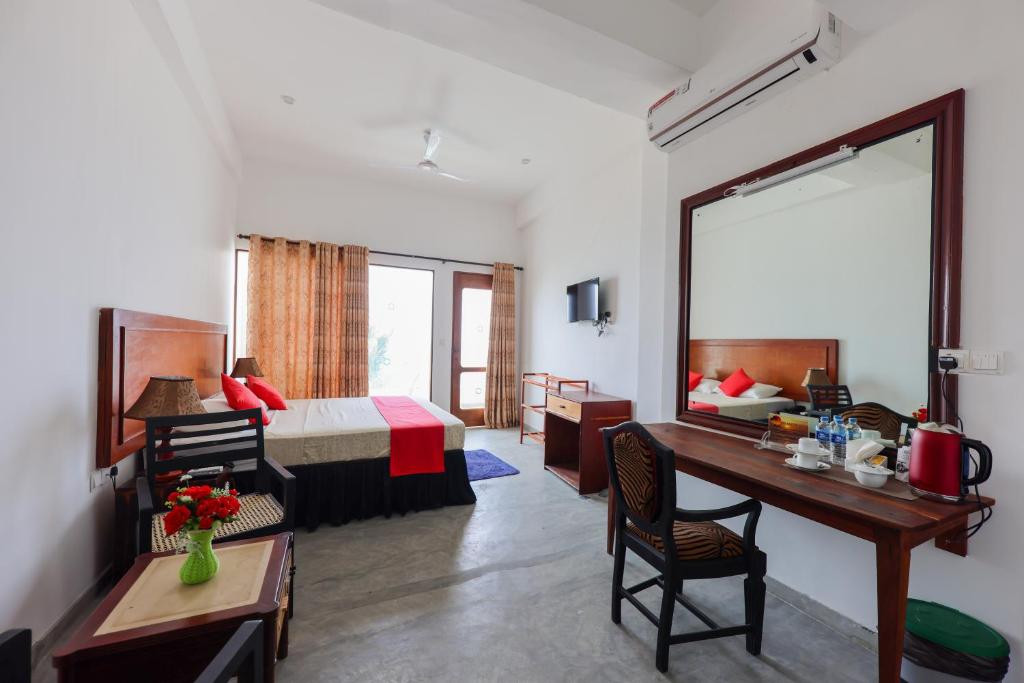 SEA BREEZE AMBALANGODA — фото 8