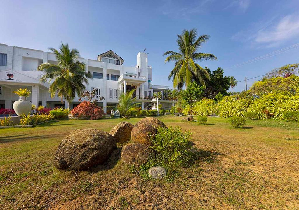 SEA BREEZE AMBALANGODA — фото 15