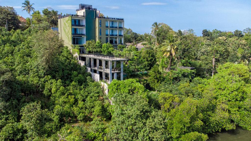 SPLENDOUR RESIDENCE BOUTIQUE HOTEL — фото 2