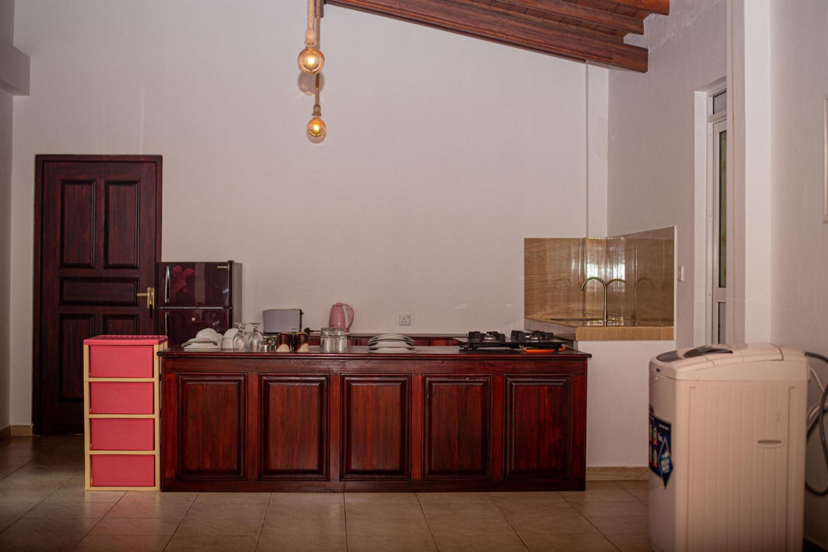 SUNDOWNERS GUEST HOUSE (EX. DRIFTERS GUEST HOUSE) — фото 9
