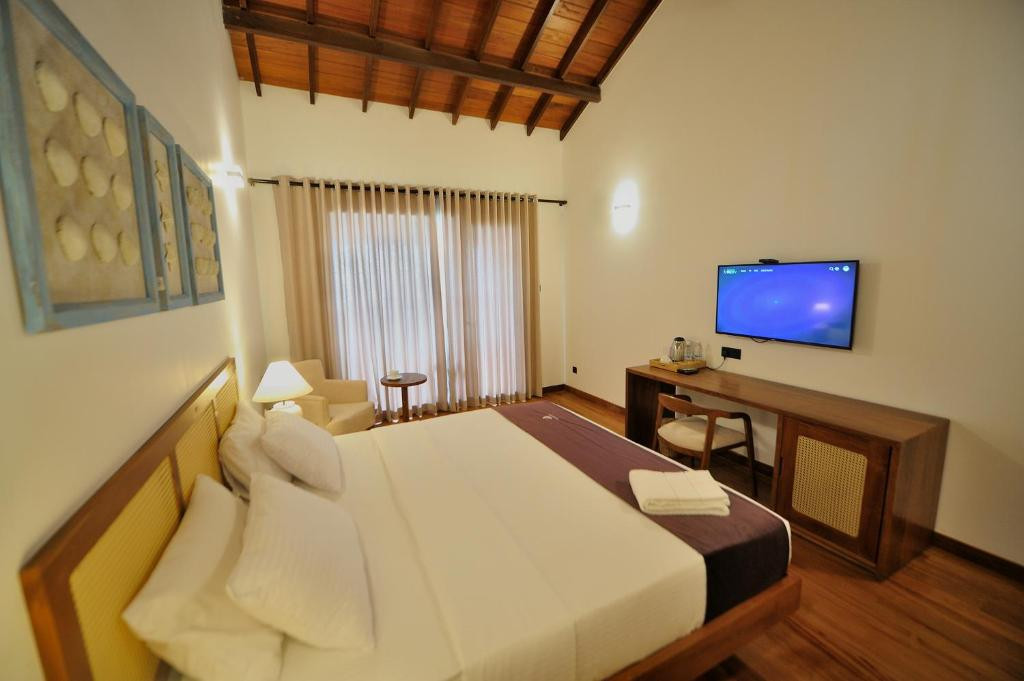 TANTALIZE BEACH RESORT — фото 10