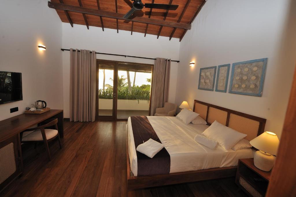 TANTALIZE BEACH RESORT — фото 15