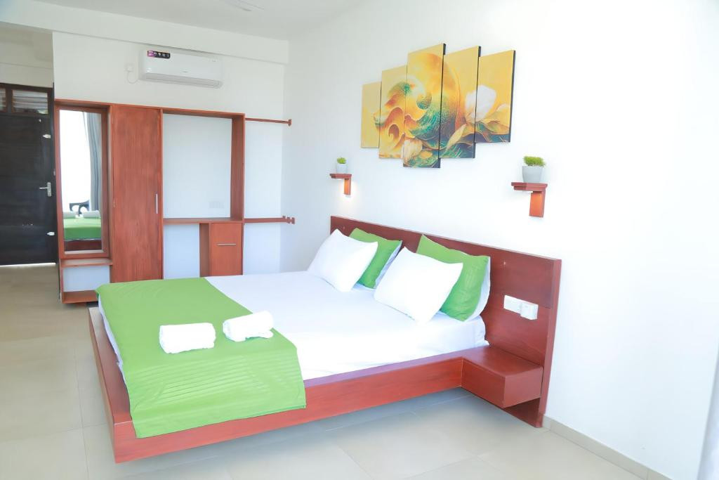 TRAVELLERS HOTEL HIKKADUWA — фото 10