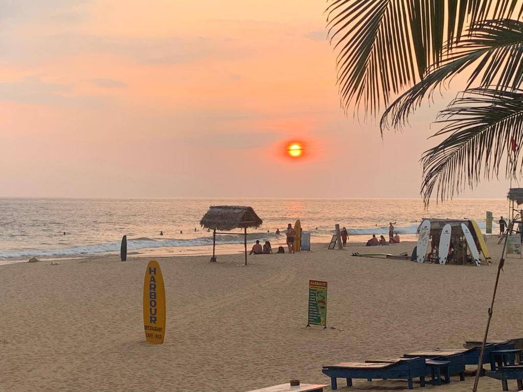 YULA BEACH HIKKADUWA — фото 17