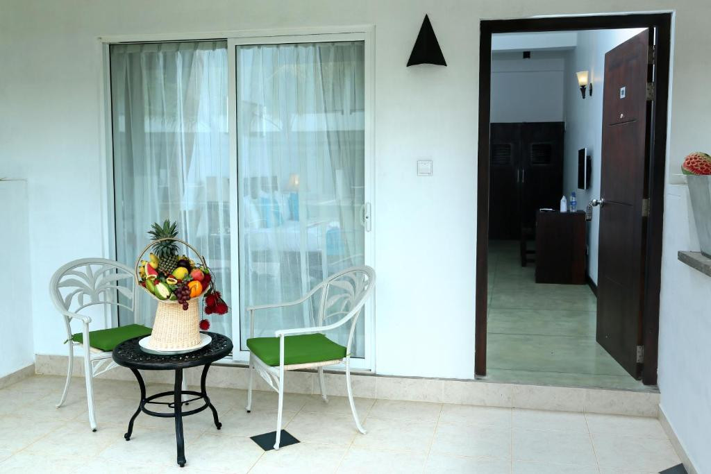 RATHNA BEACH RESORT (EX. COCO ROYAL BEACH) — фото 13