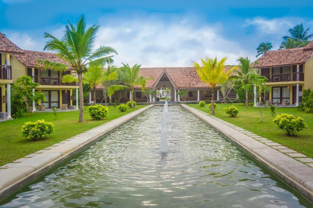 THE VILLAS WADDUWA