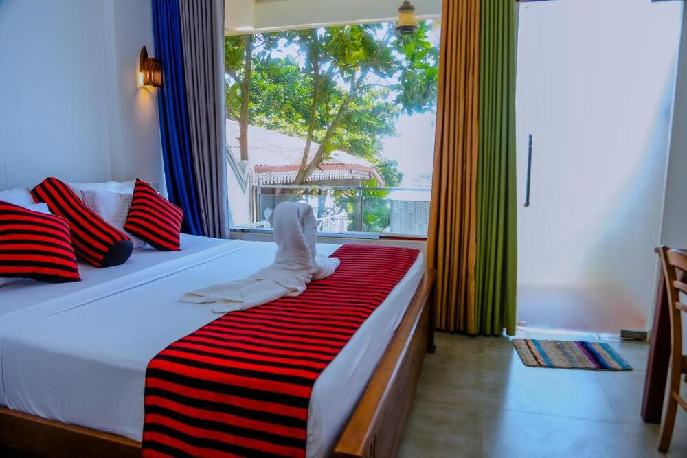 CORAL BEACH HOTEL