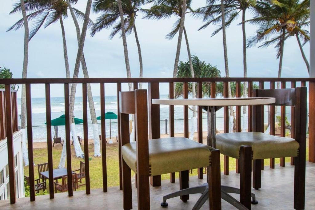 SHAVARA BEACH AHANGAMA — фото 10