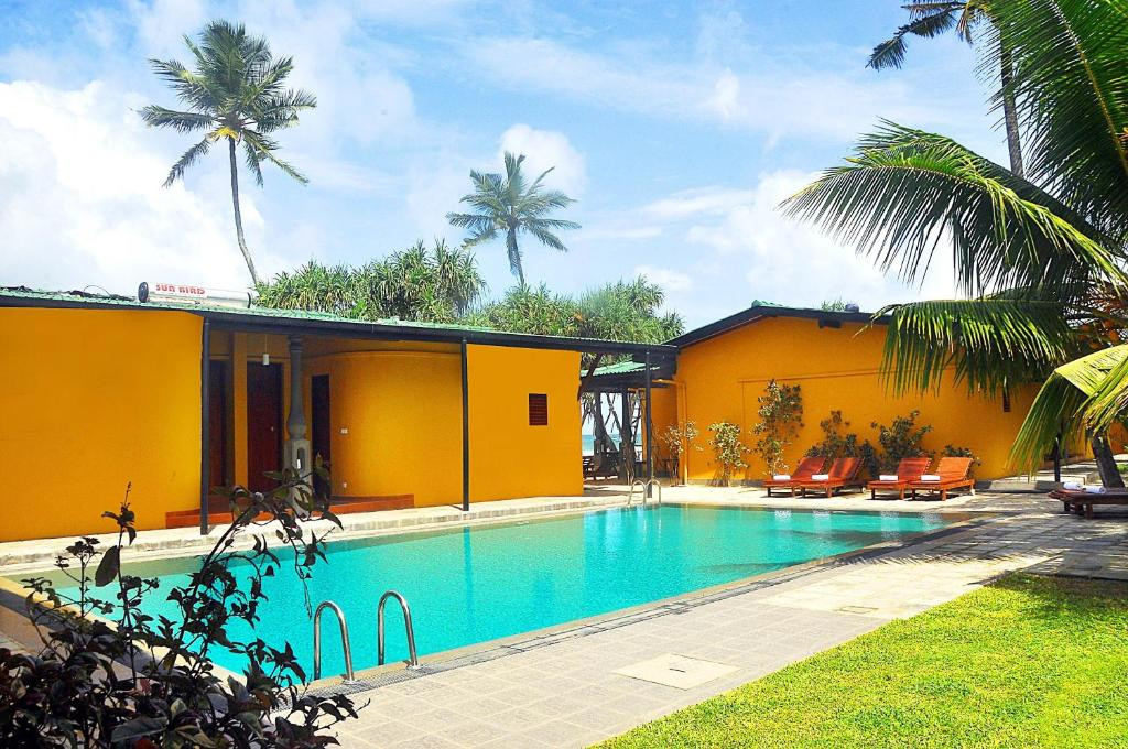 THE BEACH CABANAS RETREAT & SPA — фото 4