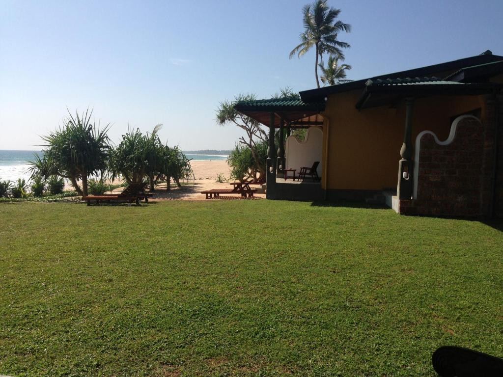 THE BEACH CABANAS RETREAT & SPA — фото 16