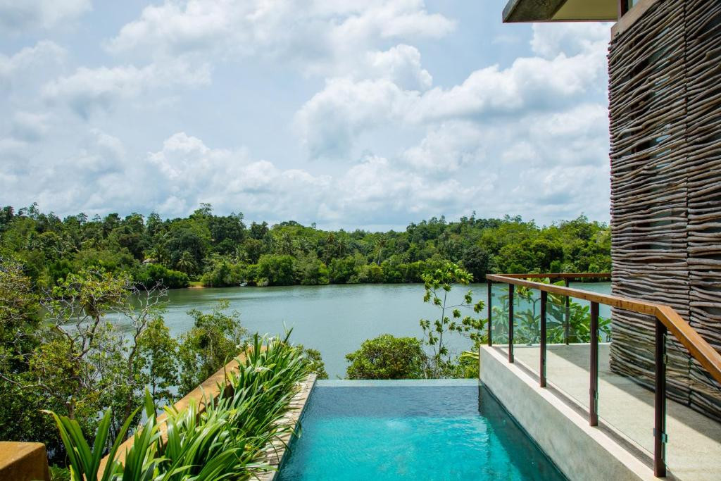 TRI KOGGALA BY AMAYA — фото 14