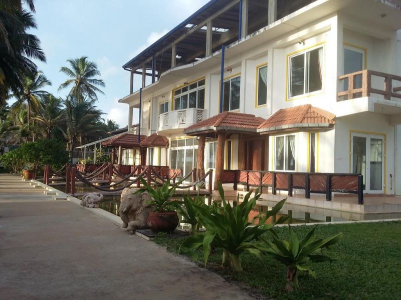 AQUARIUS RESORT (EX. THE COSY BEACH)