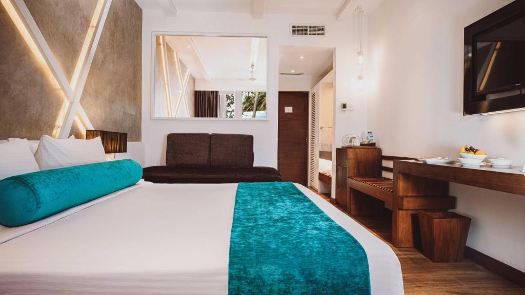 CAMELOT BEACH HOTEL — фото 15