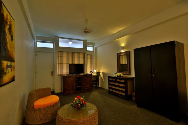 ST. LACHLAN HOTEL & SUITES — фото 14
