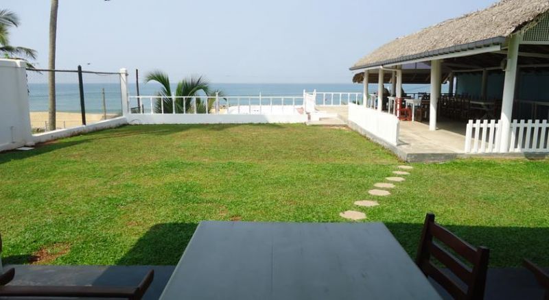 SUNSET BEACH HOTEL NEGOMBO — фото 15