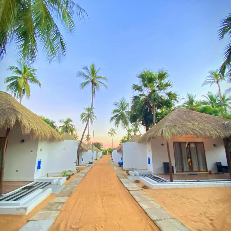 THE BLUE LAGOON RESORT KALPITIYA — фото 2