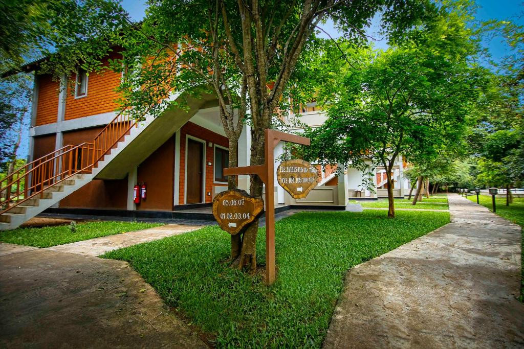 ELEPHAS RESORT AND SPA — фото 4