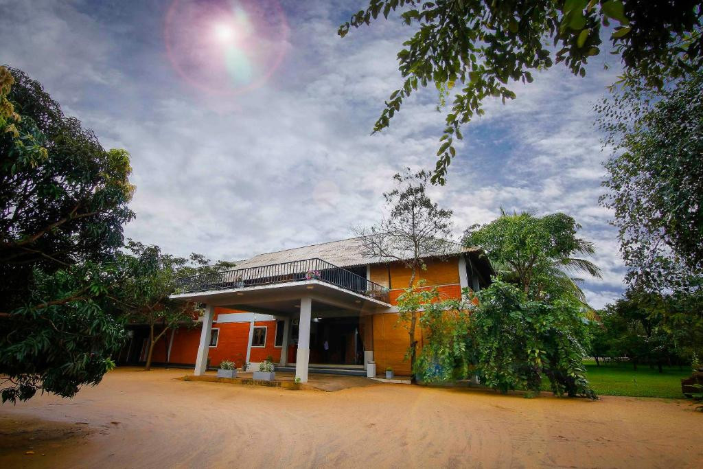 ELEPHAS RESORT AND SPA — фото 13
