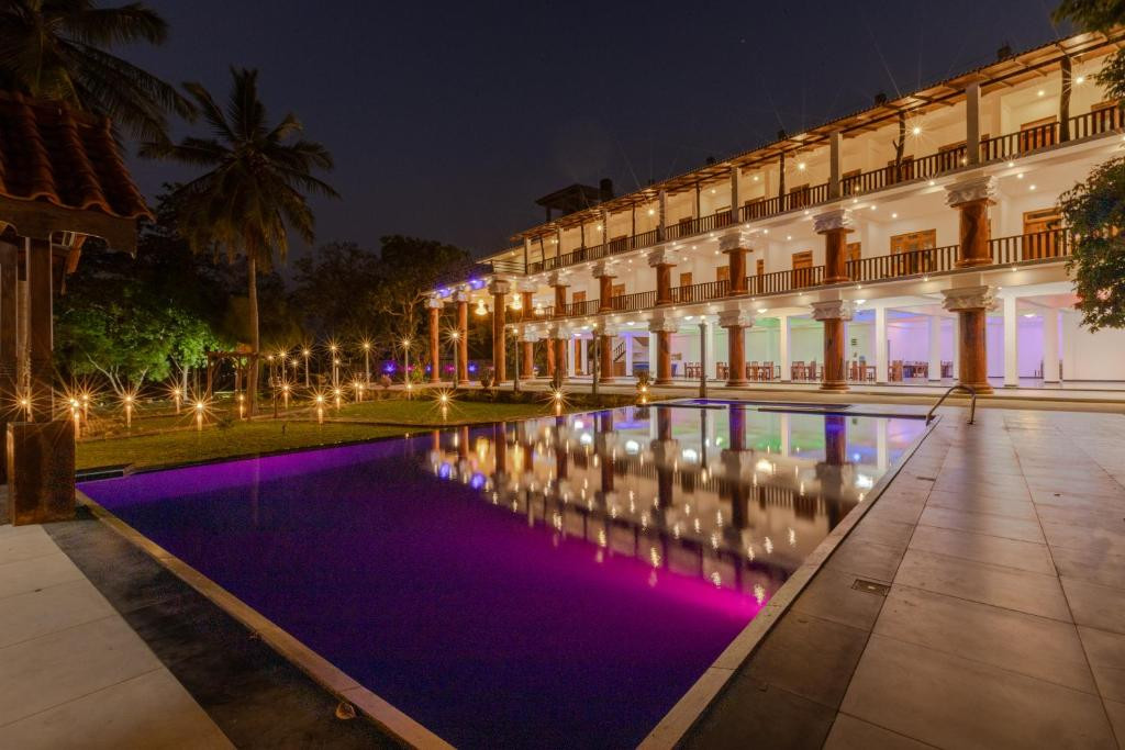 ELYSIA SIGIRIYA HOTEL