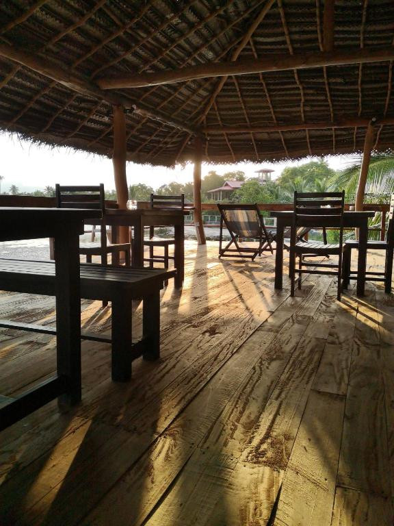 HIDEAWAY LODGE — фото 11