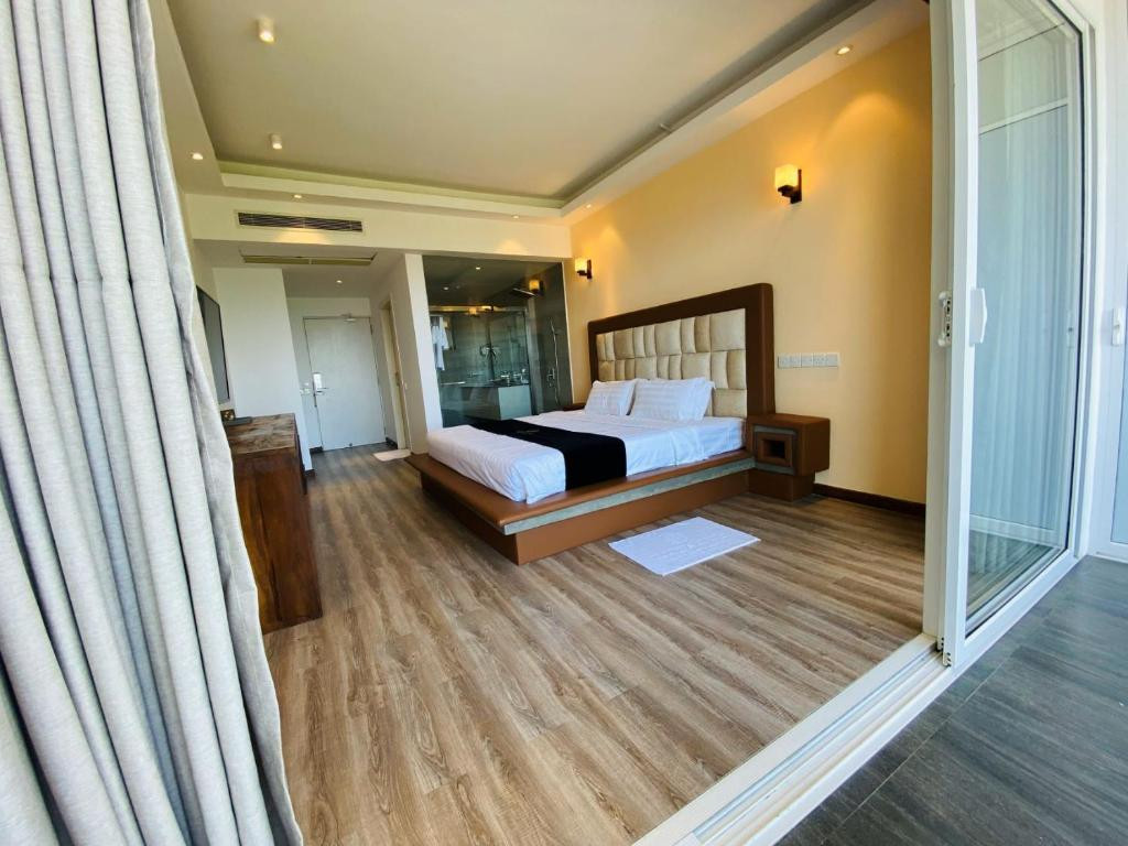 MAZARINE SURF SUITES HIRIKETIYA — фото 2