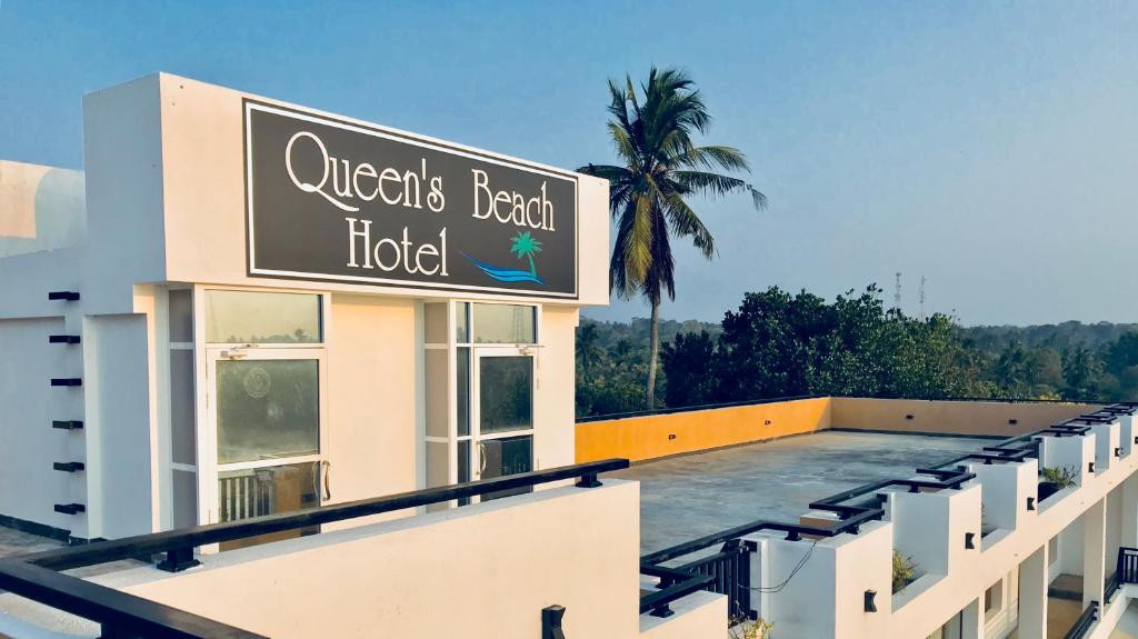QUEENS BEACH HOTEL — фото 6