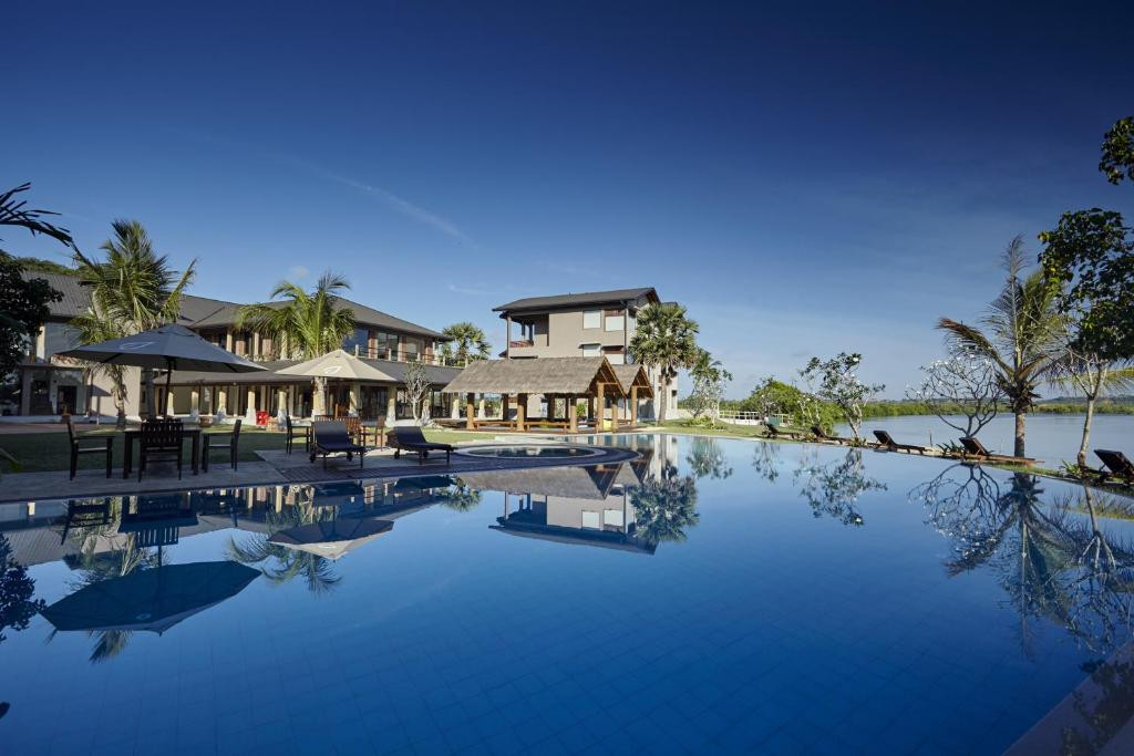 AMARANTHE BAY RESORT