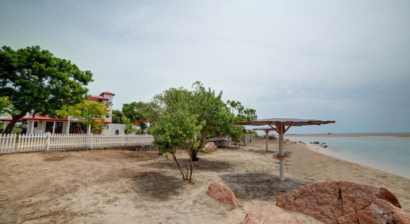 BAY BEACH HOTEL NILAVELI — фото 2