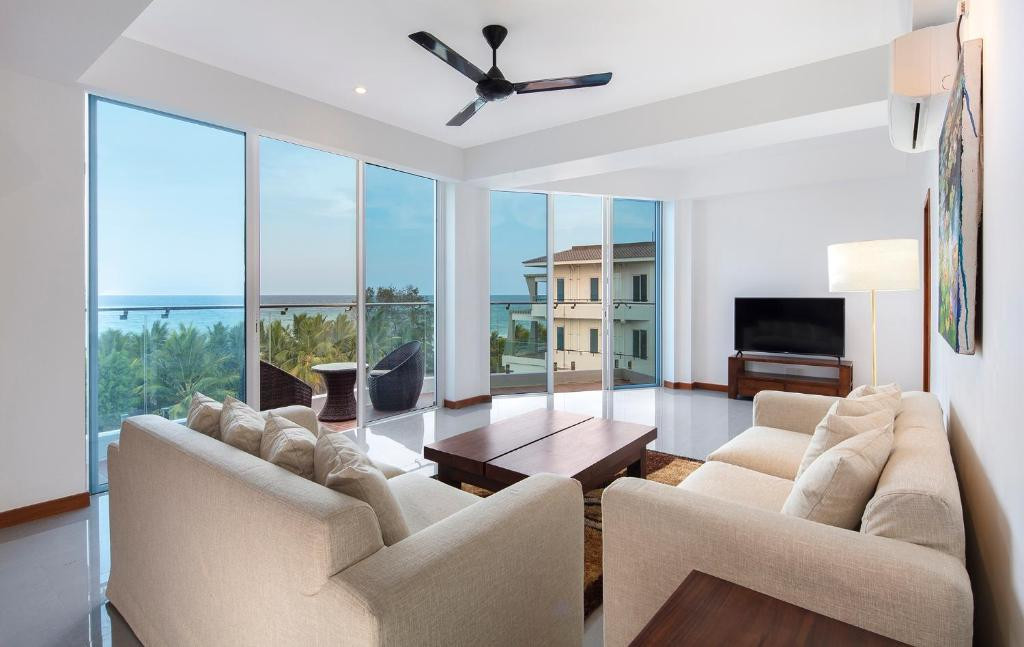 CASAMIA OCEANFRONT CONDOS NILAVELI — фото 12