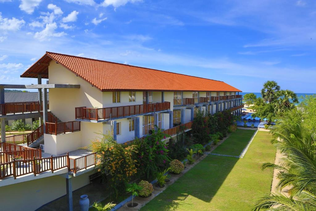 MARINA PASSIKUDAH BEACH — фото 4