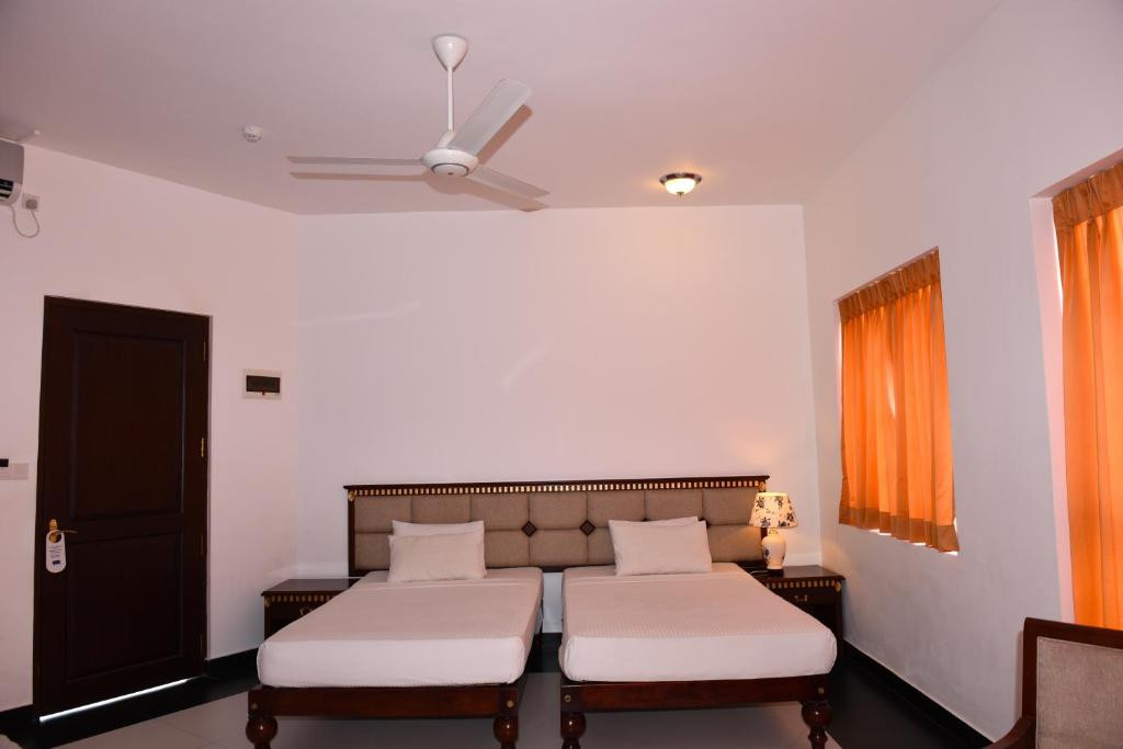 MARINA PASSIKUDAH BEACH — фото 11