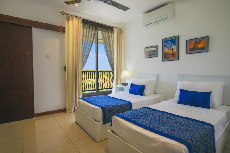 OCEANFRONT CONDOMINIUMS NILAVELI — фото 15