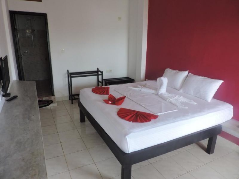 SEA VIEW BEACH HOTEL NILAVELI — фото 5
