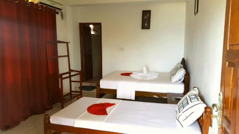 SEA VIEW BEACH HOTEL NILAVELI — фото 16