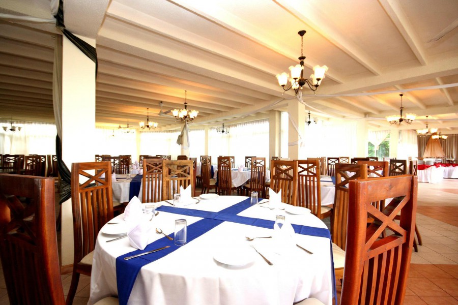 COMARAN BEACH HOTEL — фото 12