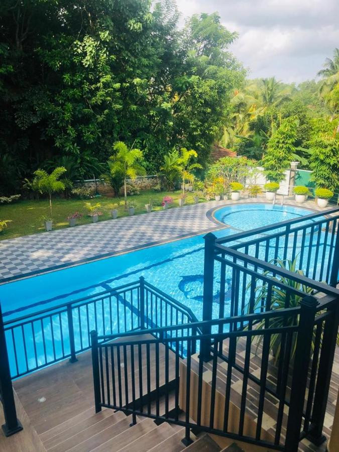 CORAL PALM VILLA & APARTMENTS — фото 3