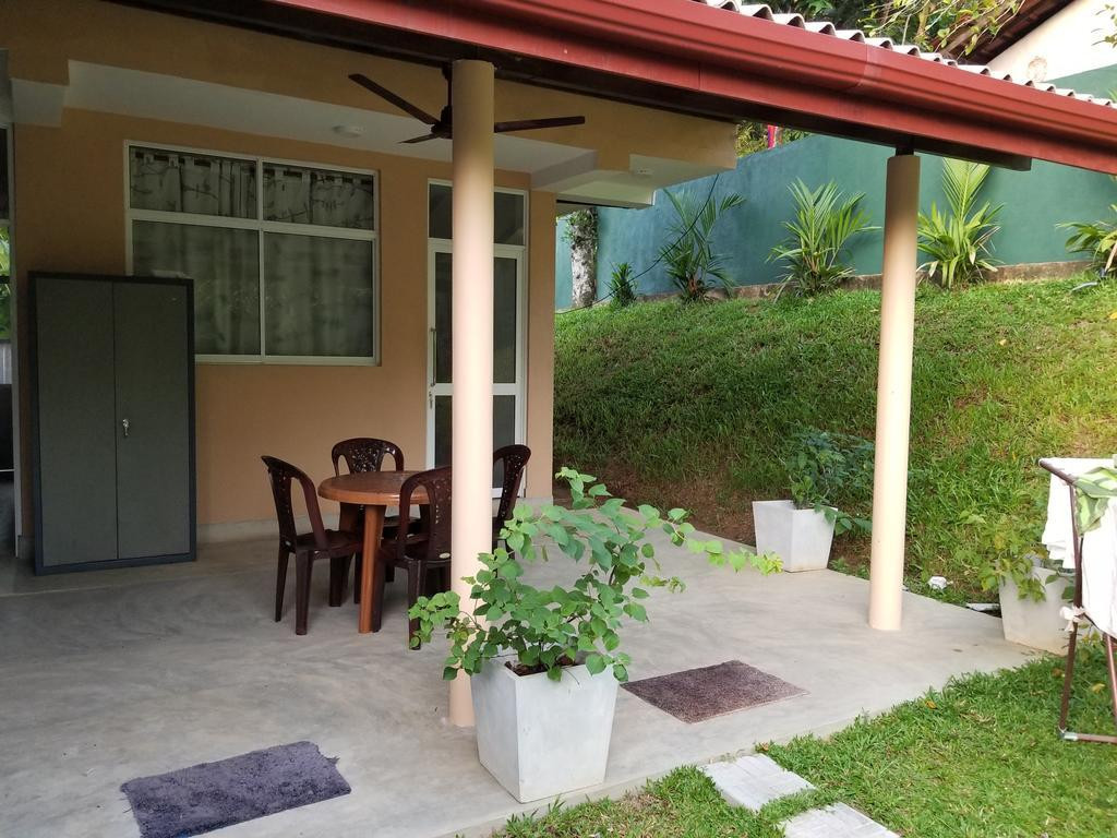 CORAL PALM VILLA & APARTMENTS — фото 15
