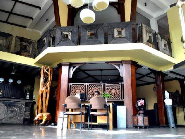 CORMARAN BEACH HOTEL — фото 2