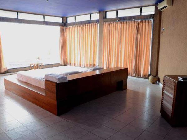 CORMARAN BEACH HOTEL — фото 13