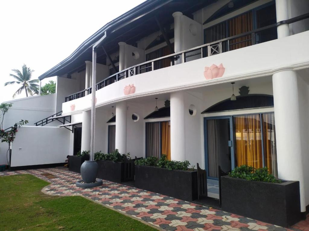DALAWELLA BEACH RESORT