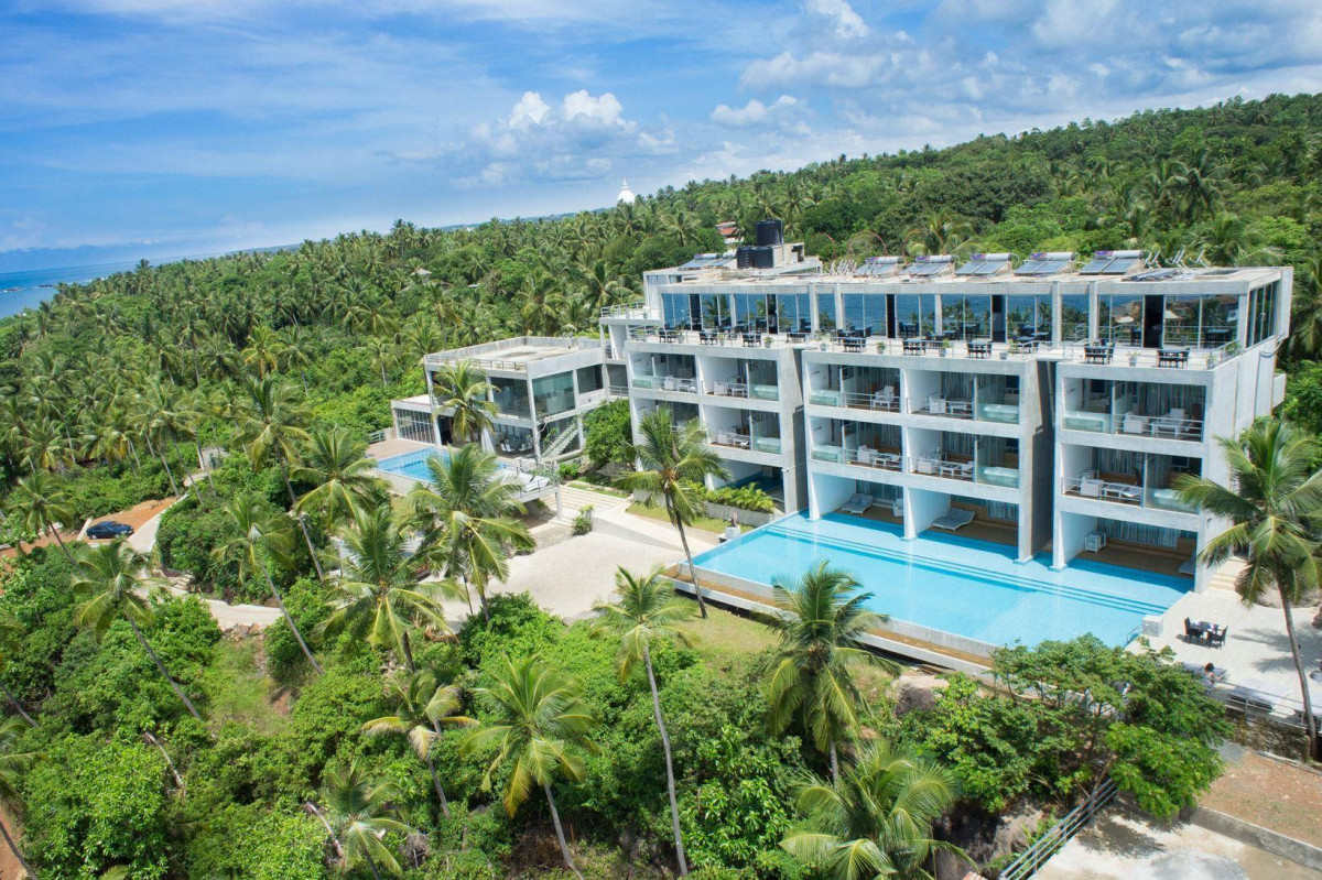 ELAYA RESORT (EX. VILLA THAWTHISA THE BOUTIQUE HOTEL)