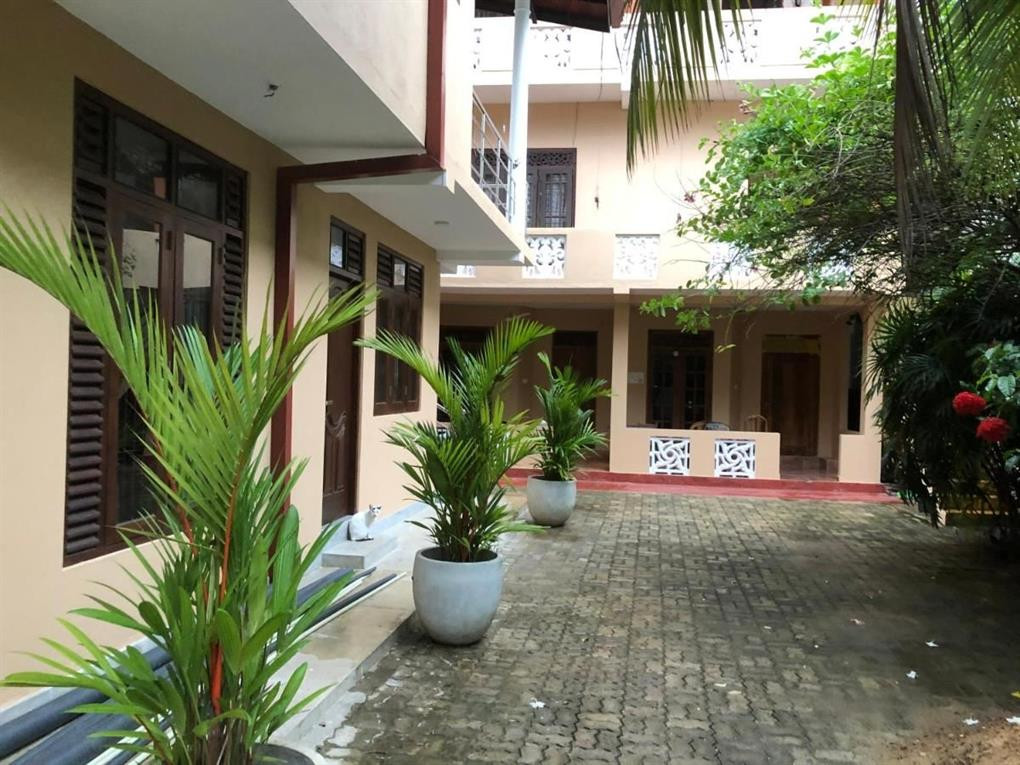 KUMARA GUEST HOUSE & APARTMENT