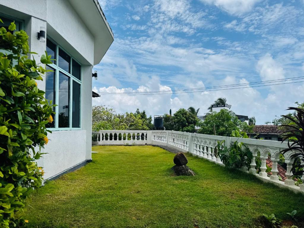 NICE DAYS RESORT UNAWATUNA — фото 17