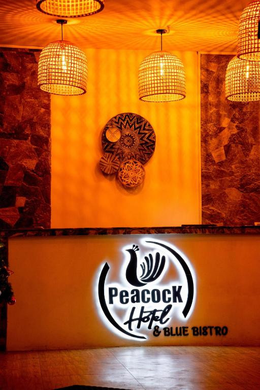 PEACOCK HOTEL — фото 18
