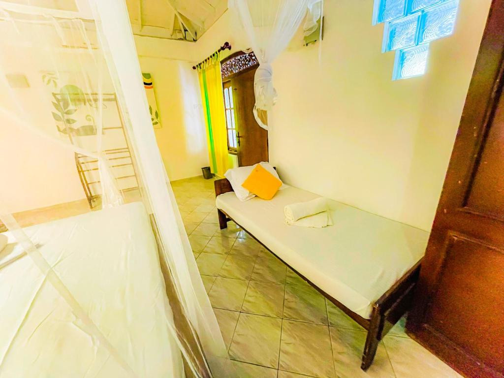PRIMROSE GUEST HOUSE — фото 18
