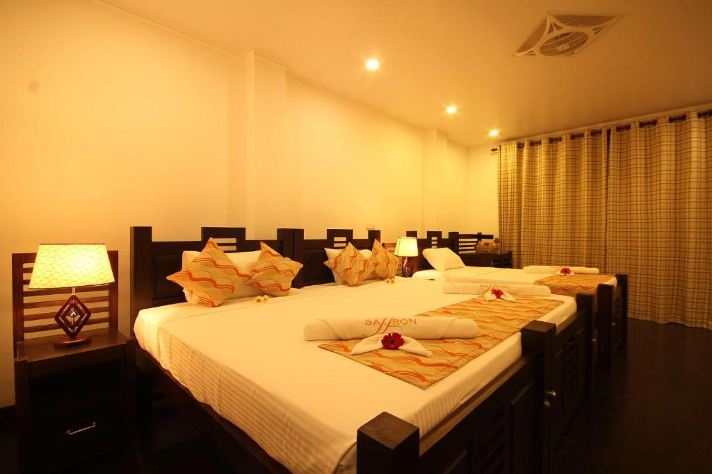 SAFFRON HOTEL UNAWATUNA — фото 17