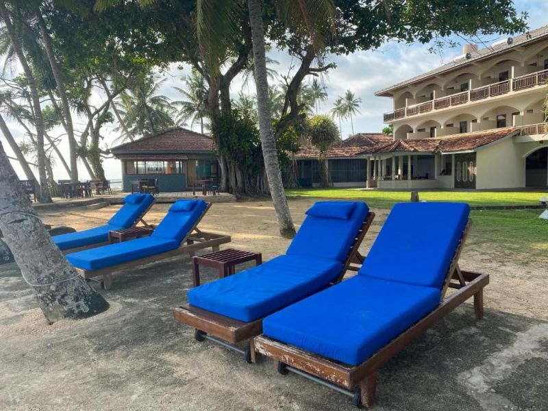SRI GEMUNU BEACH RESORT — фото 9